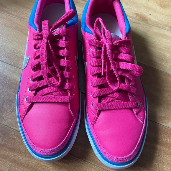 Women sneakers - Picture 2 of 5